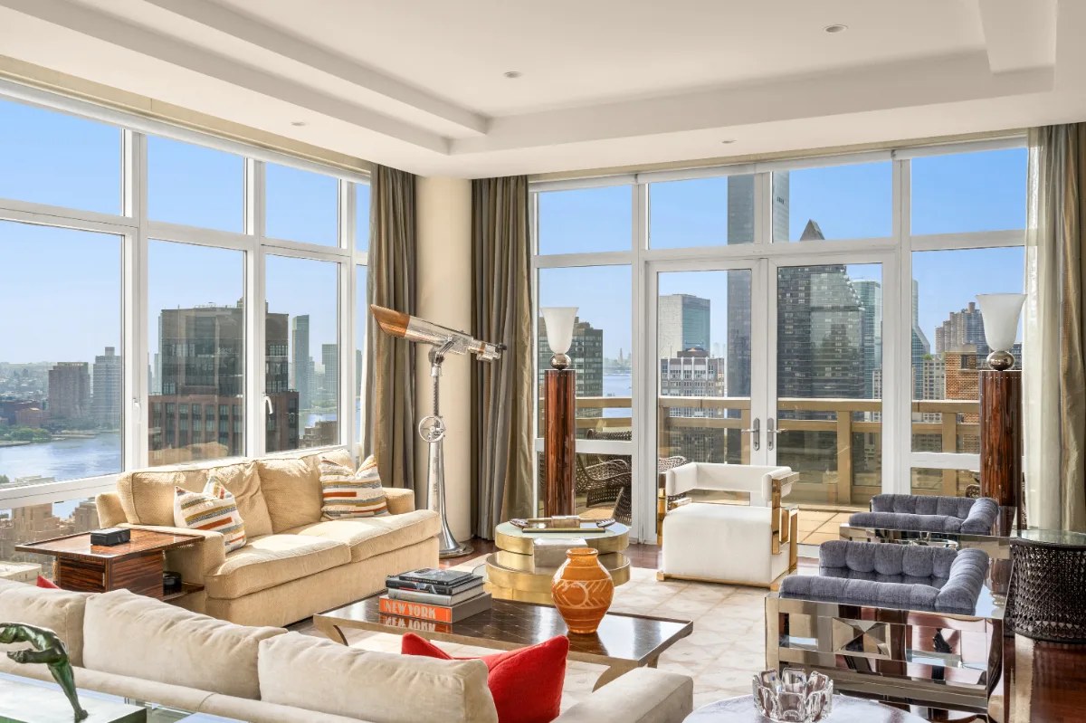Do You Want to Live Like Jordan Belfort in The Wolf of Wall Street? Now Is Your Chance