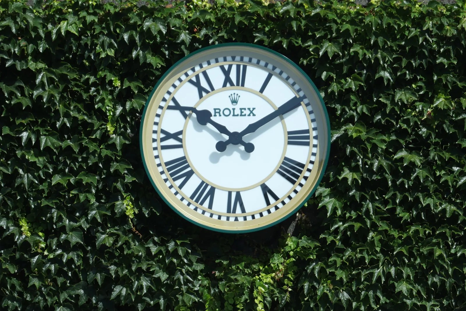 Sinner Defends Wimbledon