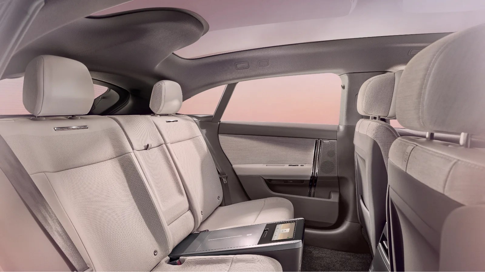 Range Rover GT Revealed as the Brand's Boldest Grand Tourer Yet
