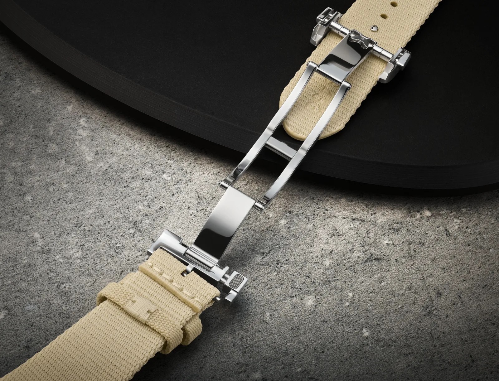 One Calibre, Two Arguments: Glashütte Original's New Senator Chronographs