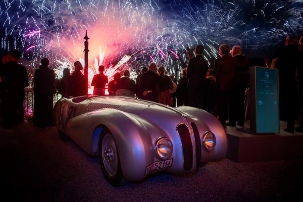 At Villa d'Este, A 1937 BMW Defines the Present