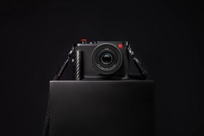 Leica And Formula 1 Unite For The Q3 43