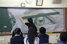 Chalkboard Masterpieces: The Teacher Who Creates Art Only to Erase It