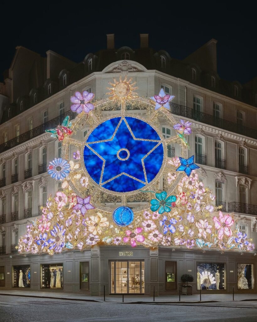 Dior’s 30 Montaigne Turns the Holidays into Street Theater