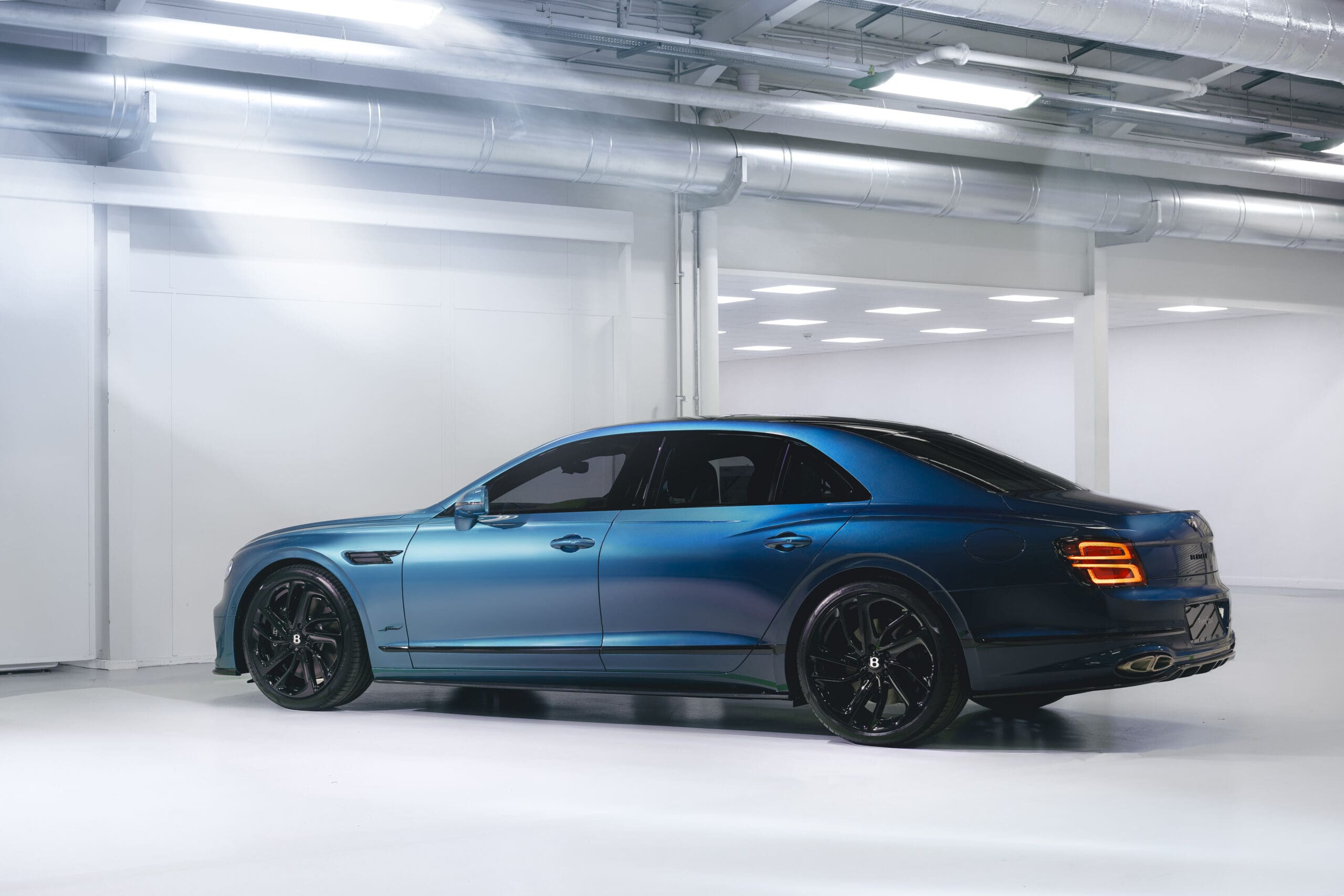 Gradient Authority: Bentley’s first Ombré Flying Spur