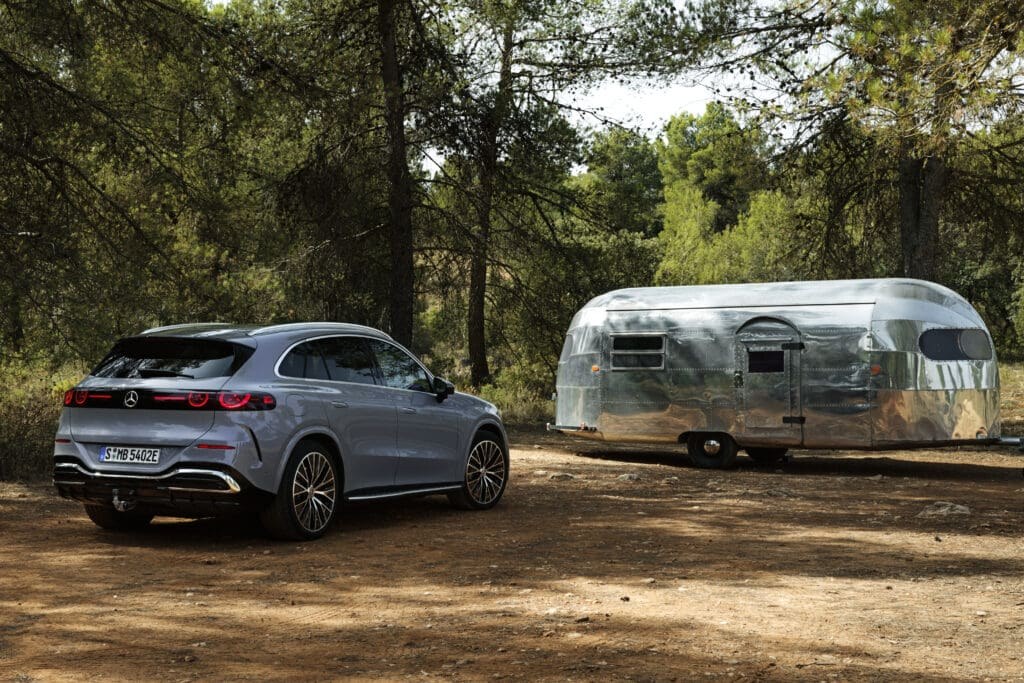 The New Mercedes-Benz GLC: A Familiar Shape with a Future-Ready Core