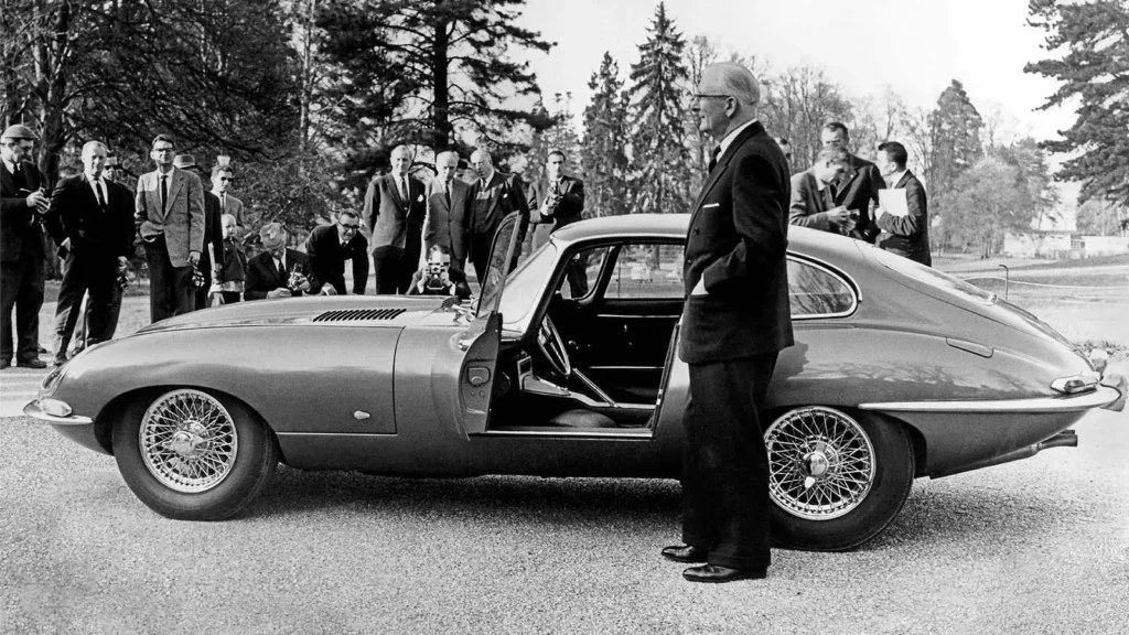 Vintage Classy Jaguar