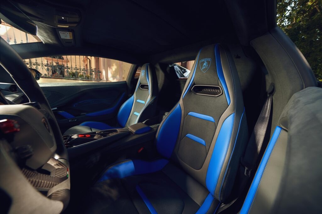 Lamborghini Unveils Temerario Ad Personam Customized for Sardinia