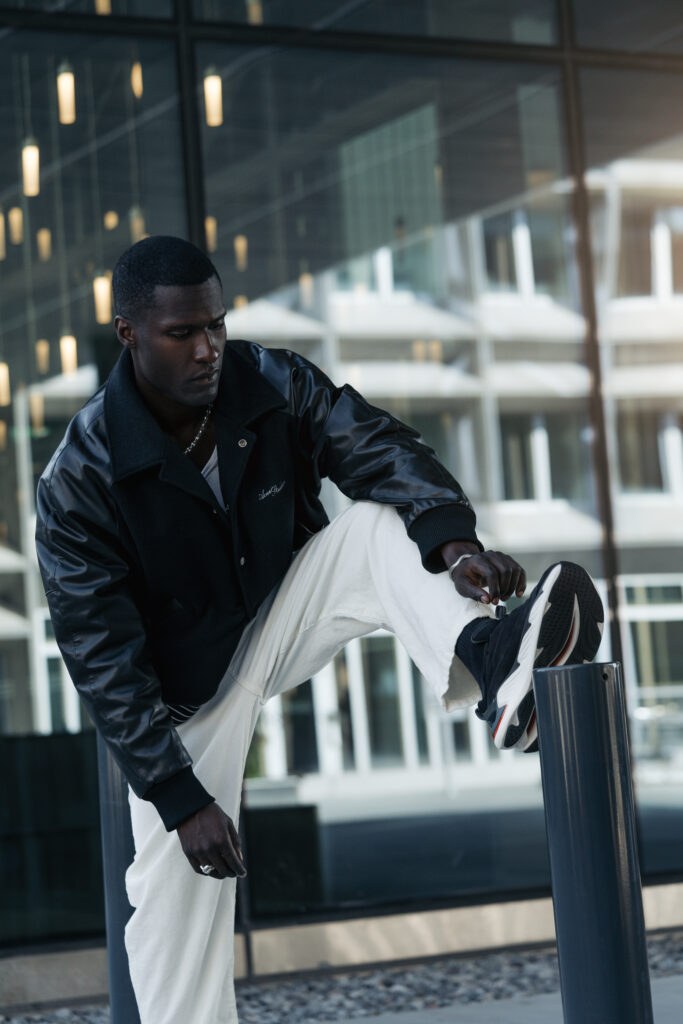 HOKA Elevon X – Crafted for the Urban Pulse