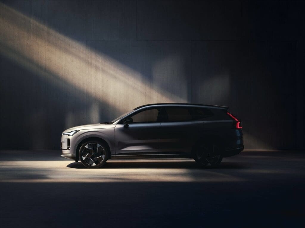Volvo XC70: A Long-Range Hybrid Built for Real Life