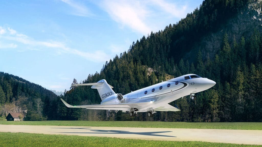 Gulfstream Unveils the All-New G300 to Replace the G280