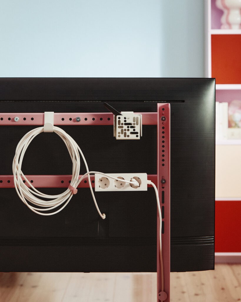 Pedestal – Redefining TV Stands and Beyond