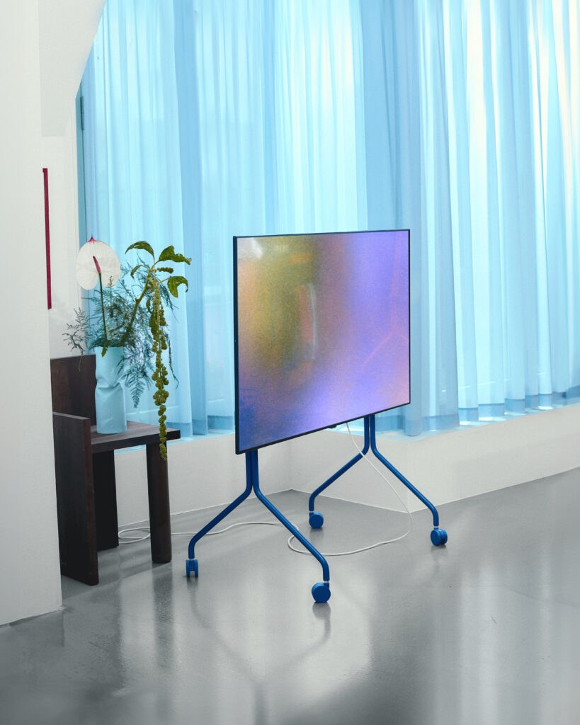 Pedestal – Redefining TV Stands and Beyond