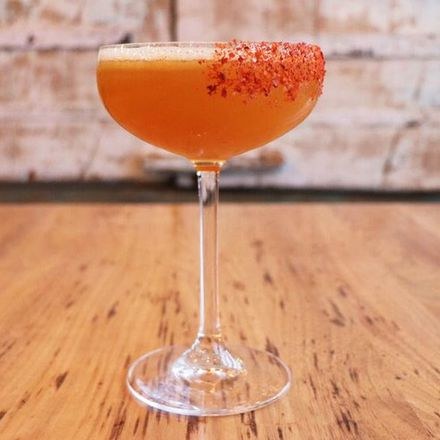 5 Festive Cocktails to Serve This Holiday