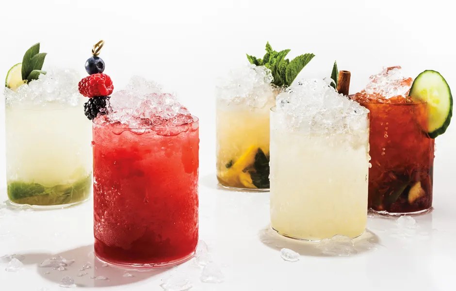 5 Festive Cocktails to Serve This Holiday