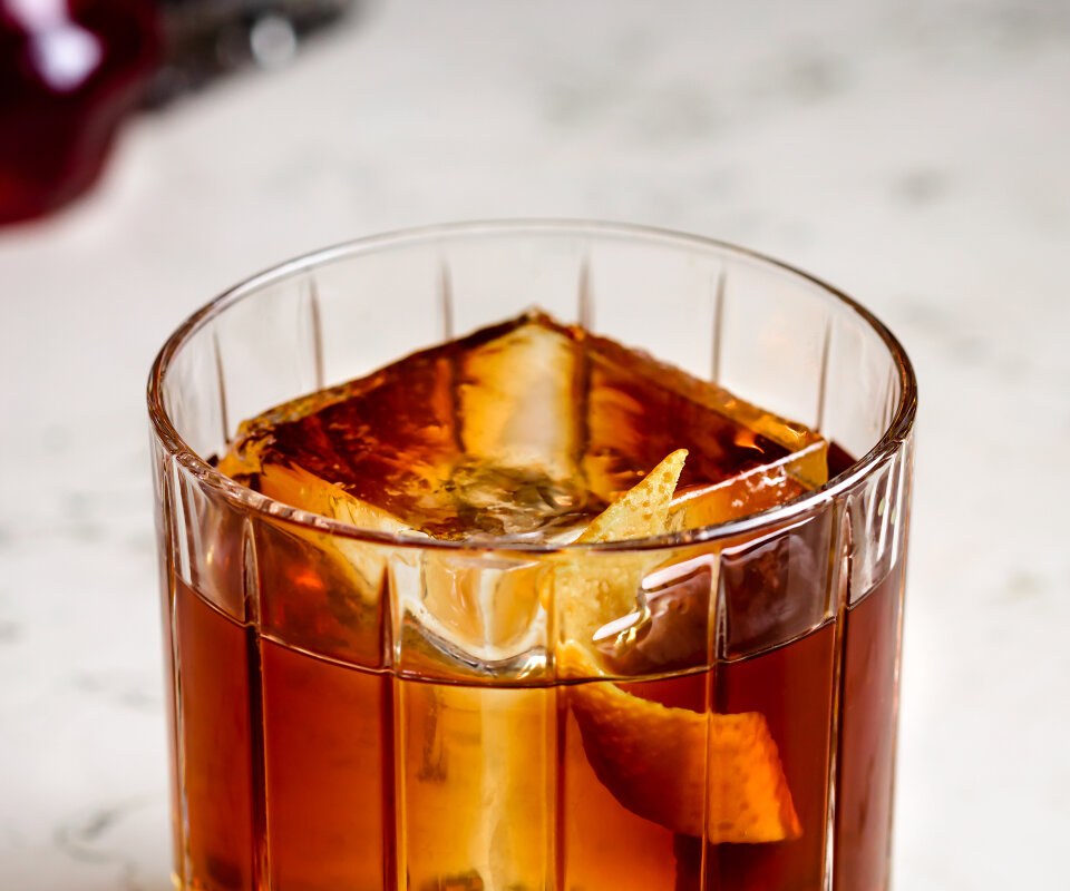5 Festive Cocktails to Serve This Holiday