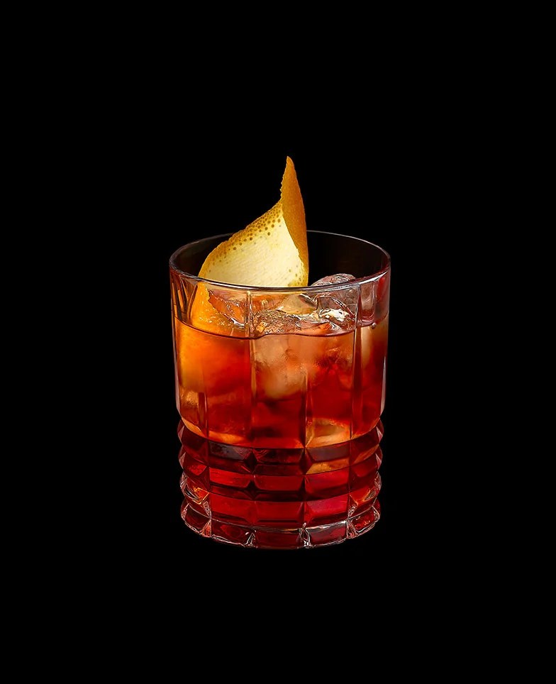 5 Festive Cocktails to Serve This Holiday