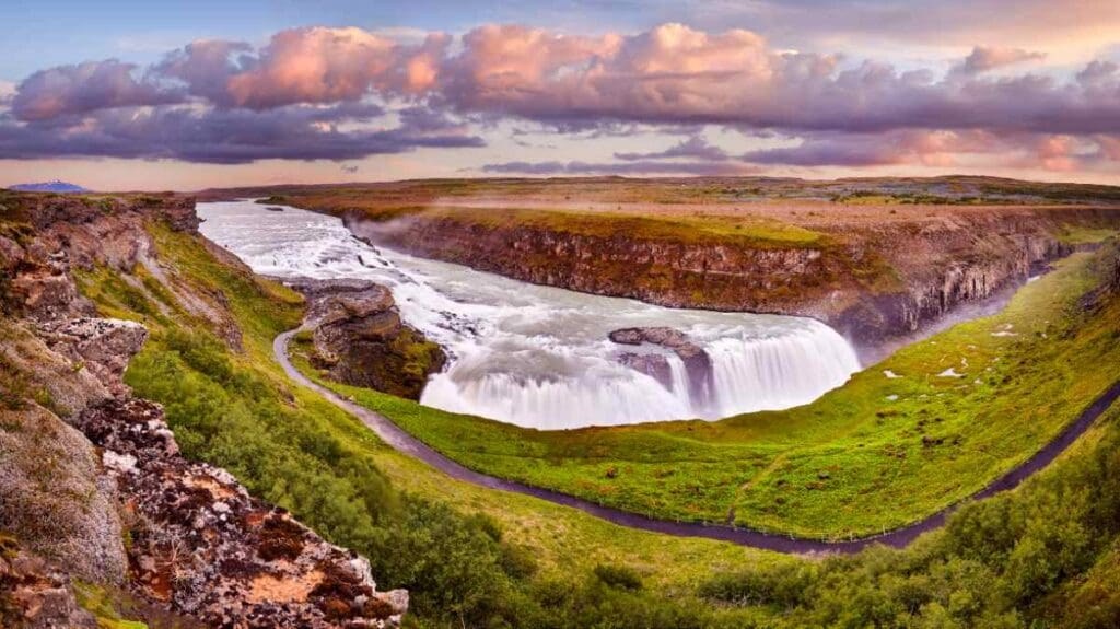 Explore Iceland: Nature’s Ultimate Playground