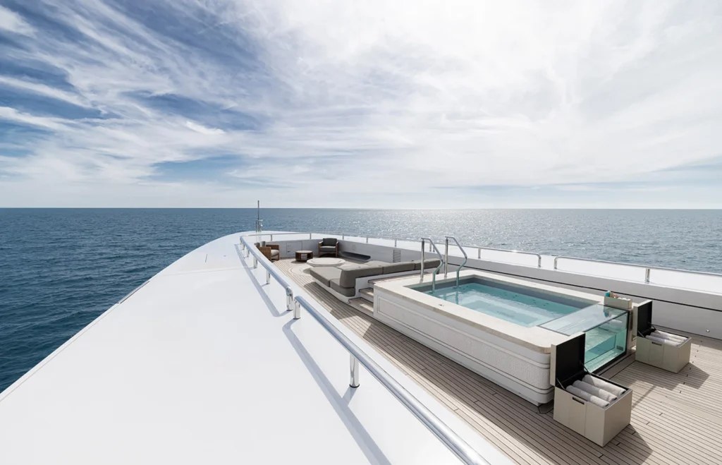 A look inside the €199 Million Yacht: “Energy”